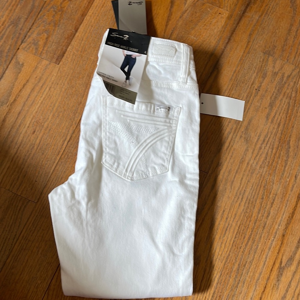 Brand new with tags Seven high rise ankle skinny jeans stretch size 4